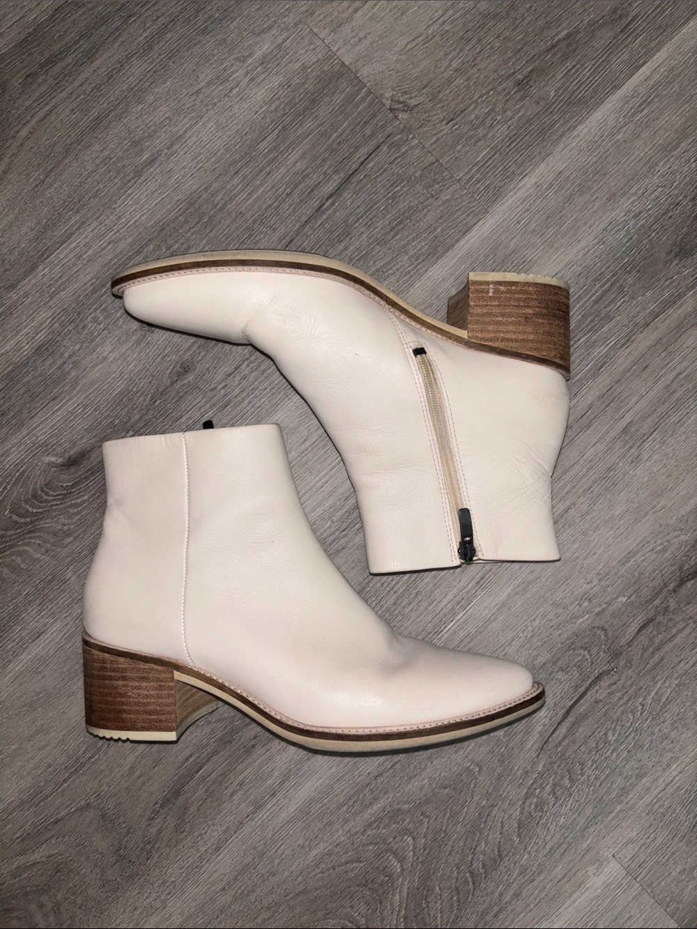 Ecco Sartorelle Cream Leather Ankle Booties sz 39 (us sz 8-8.5)